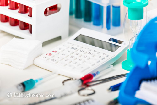 抽象化学与中医药成药的宏观点 基于科学化实验室技术的整合研究